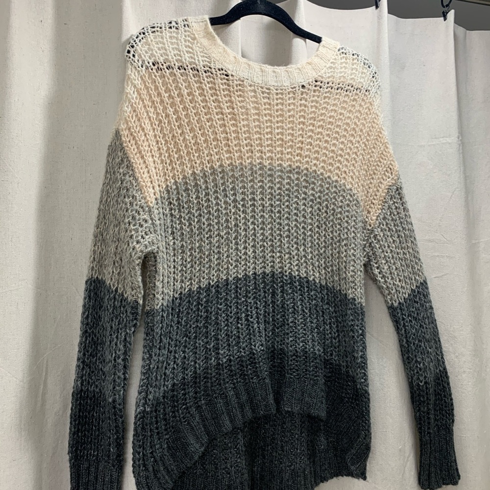American eagle knit sweater size medium